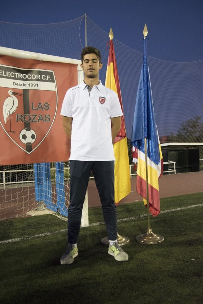 Juvenil_A_cuerpo_tecnico_2020-4-683×1024
